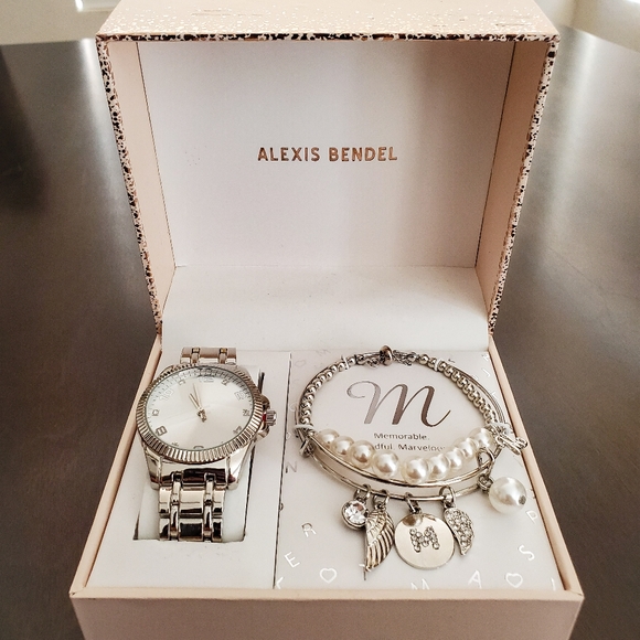 Alexis Bendel 3 pc Silver Watch Bracelet Set - Picture 1 of 8